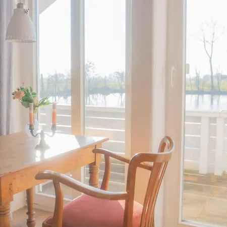 Schillhoern - Urlaub Mit Wasserblick * Neuharlingersiel