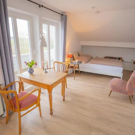 Apartment Schillhoern - Urlaub Mit Wasserblick Neuharlingersiel