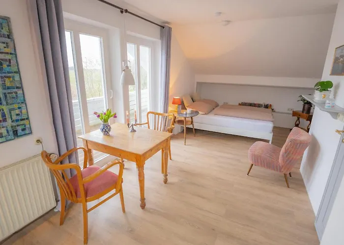 Апартаменты Schillhoern - Urlaub Mit Wasserblick Нойхарлингерзиль